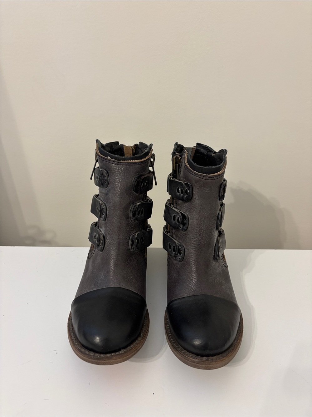 Freebird Grecko women’s black and Gray Leather Buckle Boots